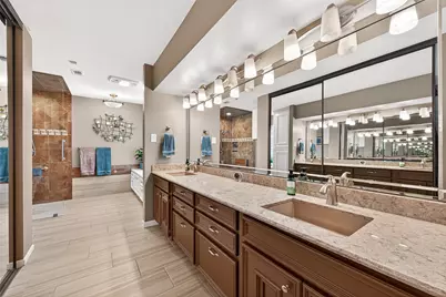 303 Longview Drive, Sugar Land, TX 77478 - Photo 16