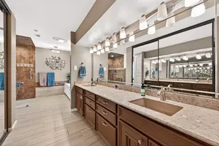 303 Longview Dr, Sugar Land, TX 77478 - Photo 16