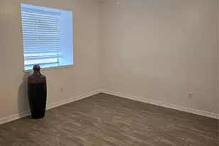 7611 Seminole St, Baytown, TX 77521 - Photo 6