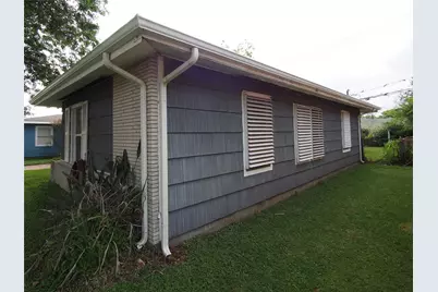 112 Tuna Street, Galveston, TX 77550 - Photo 4