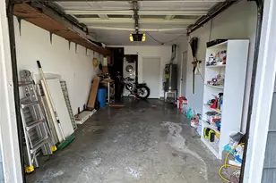 112 Tuna St, Galveston, TX 77550 - Photo 32