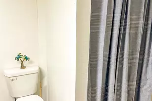 1032 N Selwyn Rd, Crystal Beach, TX 77650 - Photo 22