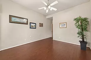 13719 Saxony Dr, Sugar Land, TX 77498 - Photo 38
