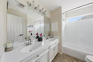 510 Crestwater Ct, Houston, TX 77082 - Photo 36