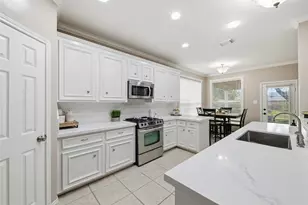 510 Crestwater Ct, Houston, TX 77082 - Photo 20