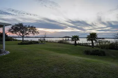 4001 29th Street N, Texas City, TX 77590 - Photo 34