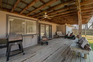 820 Enfield Ln, Beaumont, TX 77707 - Photo 26