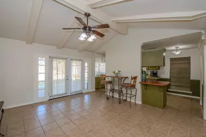 820 Enfield Lane, Beaumont, TX 77707 - Photo 6