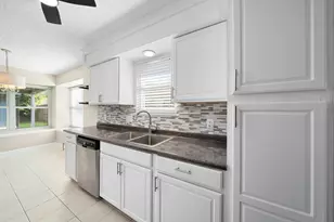 4918 Valleyview Dr, La Porte, TX 77571 - Photo 8