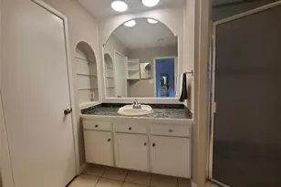 3002 Frontier Dr, Sugar Land, TX 77479 - Photo 12