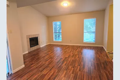 6602 Harbor Town Drive #404, Houston, TX 77036 - Photo 8