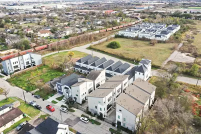 4032 Buck Street #A, Houston, TX 77020 - Photo 38
