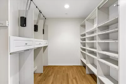 1100 Uptown Park Boulevard #103, Houston, TX 77056 - Photo 16