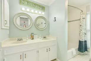 12536 W Buena Vista Dr, Galveston, TX 77554 - Photo 16