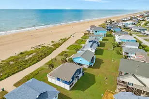 12536 W Buena Vista Dr, Galveston, TX 77554 - Photo 22