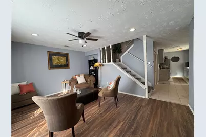 17119 Blackhawk Boulevard, Friendswood, TX 77546 - Photo 2
