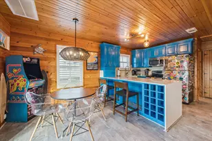 21918 Lampasas Dr, Galveston, TX 77554 - Photo 6