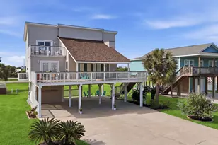 13684 Mutiny Ln, Galveston, TX 77554 - Photo 4