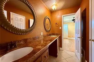 9238 Friendship Rd, Houston, TX 77080 - Photo 16