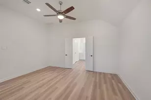 10322 Navarro Path, Montgomery, TX 77316 - Photo 12