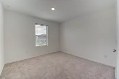 9910 Oakheath Bluff Drive, Baytown, TX 77521 - Photo 18