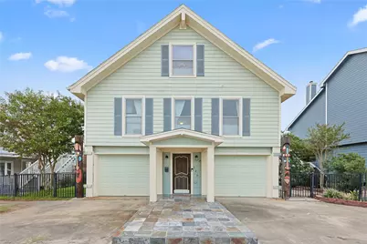 146 Tamana Drive, Galveston, TX 77554 - Photo 1