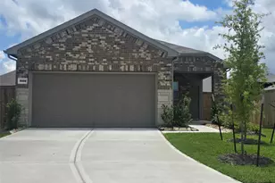 15006 English Rose, Conroe, TX 77302 - Photo 2