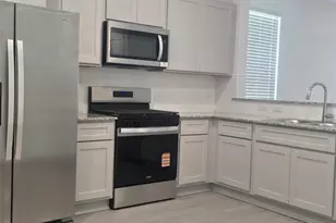 15006 English Rose, Conroe, TX 77302 - Photo 4