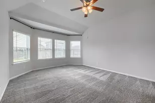 2409 Goddard Grn Dr, Iowa Colony, TX 77583 - Photo 12