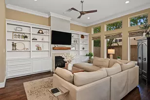 8222 Merlot Ln, Houston, TX 77055 - Photo 4