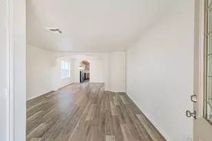 2030 Vander Wilt Ln, Katy, TX 77449 - Photo 6