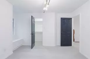 17527 Sandy Cliffs Dr, Houston, TX 77090 - Photo 32