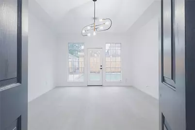 17527 Sandy Cliffs Drive, Houston, TX 77090 - Photo 36