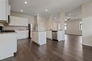 15802 Berry Hl Dr, Conroe, TX 77303 - Photo 4