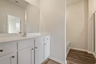 15802 Berry Hl Dr, Conroe, TX 77303 - Photo 10