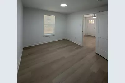 201 Lowery Drive #2, Port Lavaca, TX 77979 - Photo 2