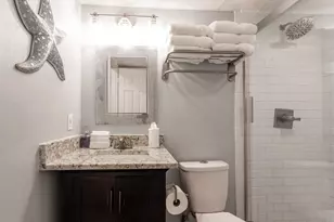 6102 Seawall Blvd, Galveston, TX 77551 - Photo 16