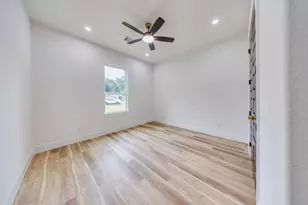 315 Autumn Oak St, New Caney, TX 77357 - Photo 34