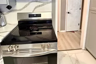 519 Tallow Dr, Conroe, TX 77385 - Photo 4