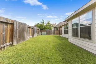 21380 Kings Guild Ln, Kingwood, TX 77339 - Photo 26