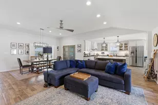 6726 Cindy Ln, Houston, TX 77008 - Photo 8