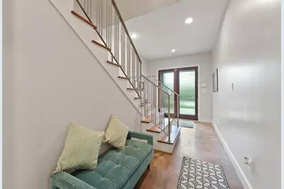 5602 Blossom St, Houston, TX 77007 - Photo 8