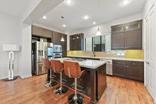 5602 Blossom St, Houston, TX 77007 - Photo 4