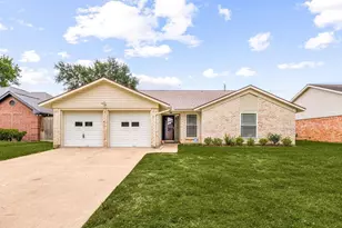 2306 Townhall Ln, Katy, TX 77449 - Photo 2