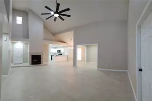 128 Lasso St, Angleton, TX 77515 - Photo 6