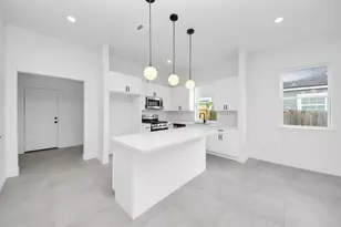 4002 Bennington St, Houston, TX 77016 - Photo 2