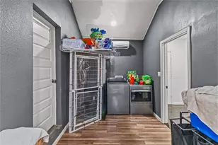 9739 Cargill St, Houston, TX 77029 - Photo 12