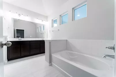 2818 Blue Iolite Drive, Iowa Colony, TX 77583 - Photo 16