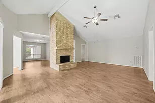11906 N Fairhollow Ln, Houston, TX 77043 - Photo 4