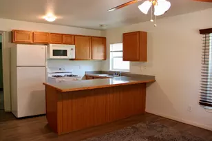 219 W 5th St, Kemah, TX 77565 - Photo 2